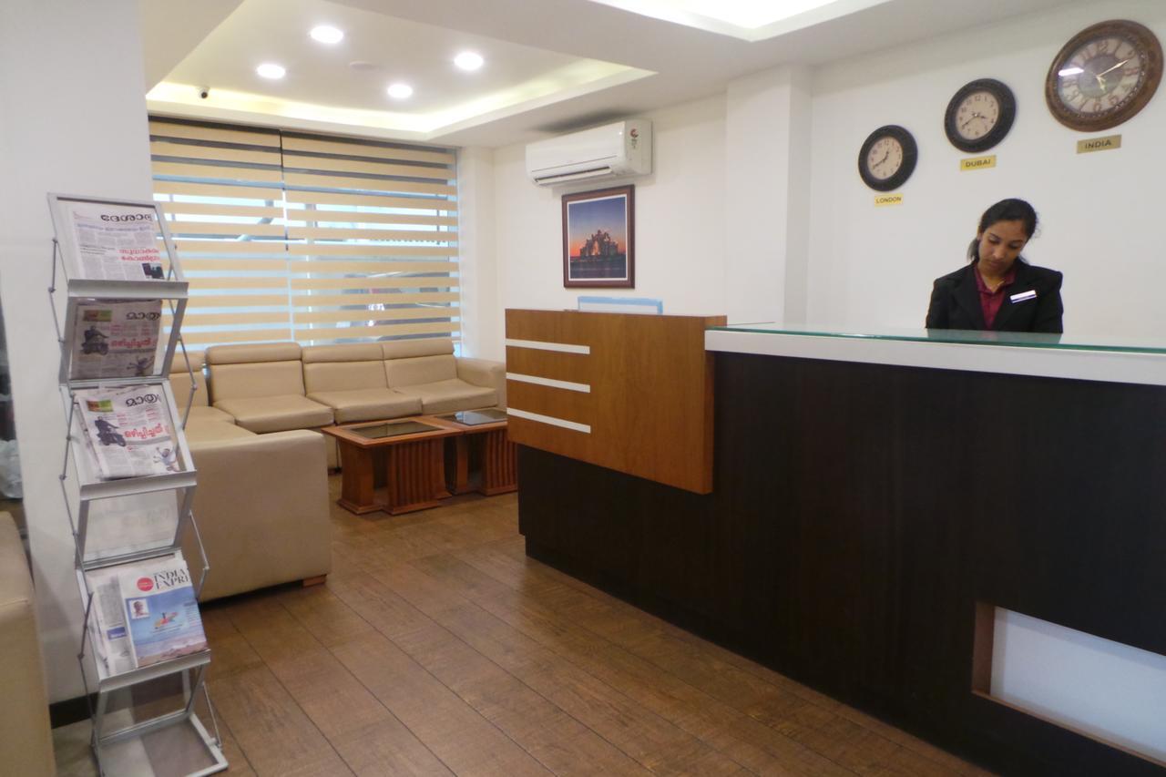 Saas Residency Hotel Kozhikode Buitenkant foto