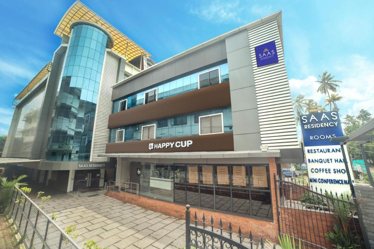 Saas Residency Hotel Kozhikode Buitenkant foto